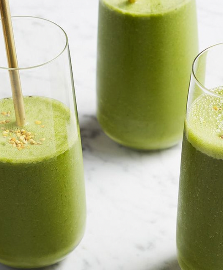 Creamy Matcha & Coconut Smoothie